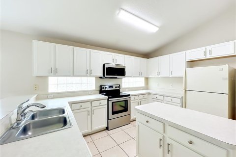 House in Orlando, Florida 4 bedrooms, 199.93 sq.m. № 2095626 - photo 25