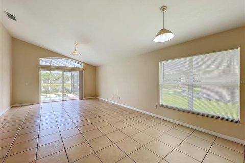 House in Orlando, Florida 4 bedrooms, 199.93 sq.m. № 2095626 - photo 29