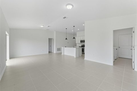 Casa en alquiler en Kissimmee, Florida, 3 dormitorios, 146.79 m2 № 1913584 - foto 21