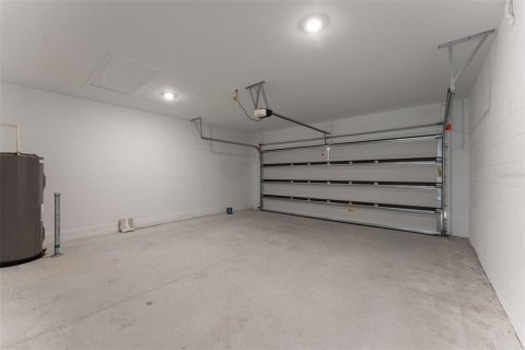 Casa en alquiler en Kissimmee, Florida, 3 dormitorios, 146.79 m2 № 1913584 - foto 25