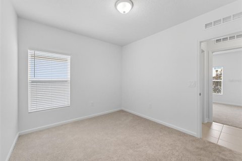 Casa en alquiler en Kissimmee, Florida, 3 dormitorios, 146.79 m2 № 1913584 - foto 17
