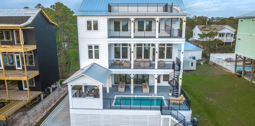 House in Santa Rosa Beach, Florida 5 bedrooms, 362.04 sq.m. № 560235