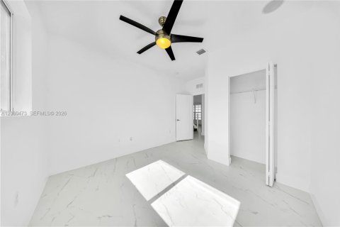 Villa ou maison à vendre à Miami, Floride: 5 chambres, 289.48 m2 № 2265204 - photo 26