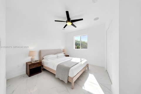 Villa ou maison à vendre à Miami, Floride: 5 chambres, 289.48 m2 № 2265204 - photo 25
