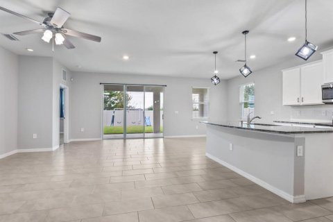 Casa en venta en Sarasota, Florida, 4 dormitorios, 190.54 m2 № 1899755 - foto 4