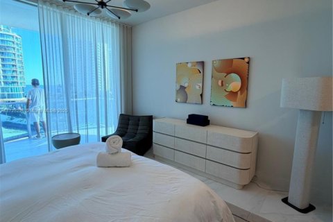 Condominio en alquiler en Sunny Isles Beach, Florida, 3 dormitorios, 195.09 m2 № 2088529 - foto 13