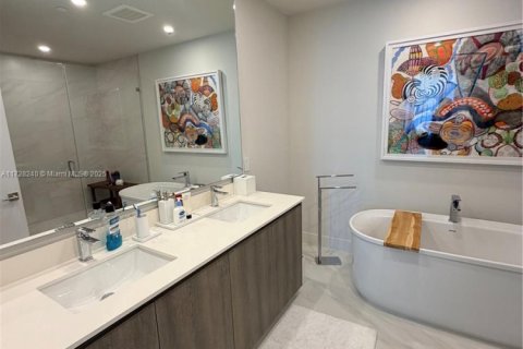 Condominio en alquiler en Sunny Isles Beach, Florida, 3 dormitorios, 195.09 m2 № 2088529 - foto 14