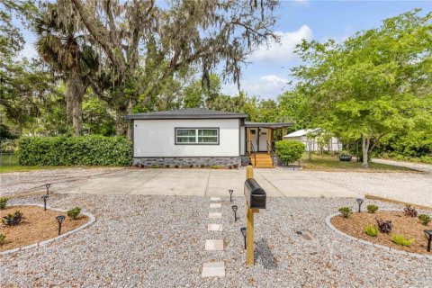 House in New Smyrna Beach, Florida 3 bedrooms, 107.12 sq.m. № 2110086