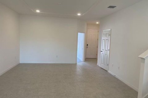 Touwnhouse à vendre à Wesley Chapel, Floride: 3 chambres, 146.23 m2 № 2093863 - photo 3