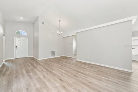 House in Kissimmee, Florida 4 bedrooms, 157.38 sq.m. № 2377601 - photo 4