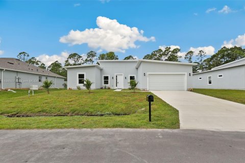 Villa ou maison à louer à Palm Bay, Floride: 4 chambres, 200.2 m2 № 1968634 - photo 2