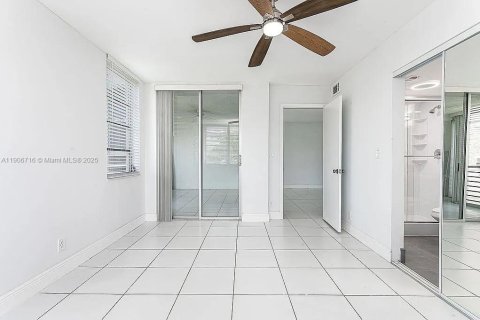 Copropriété à vendre à Davie, Floride: 3 chambres, 107.3 m2 № 1963202 - photo 8