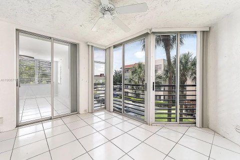 Copropriété à vendre à Davie, Floride: 3 chambres, 107.3 m2 № 1963202 - photo 7