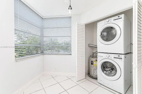 Copropriété à vendre à Davie, Floride: 3 chambres, 107.3 m2 № 1963202 - photo 5