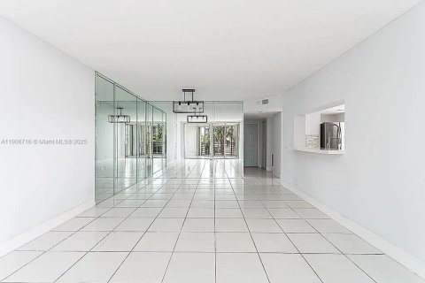 Copropriété à vendre à Davie, Floride: 3 chambres, 107.3 m2 № 1963202 - photo 6
