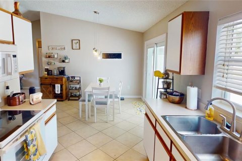 House in Palm Coast, Florida 3 bedrooms, 117.06 sq.m. № 1801576 - photo 19