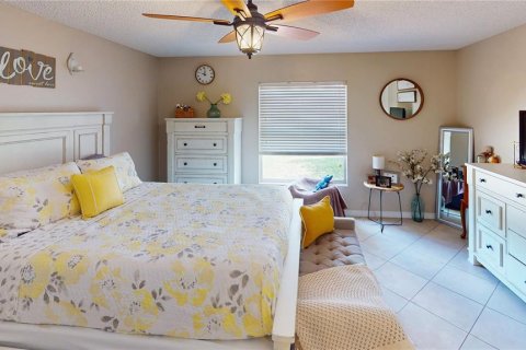 House in Palm Coast, Florida 3 bedrooms, 117.06 sq.m. № 1801576 - photo 30