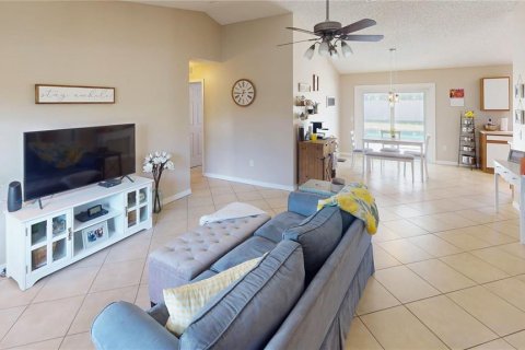 House in Palm Coast, Florida 3 bedrooms, 117.06 sq.m. № 1801576 - photo 25