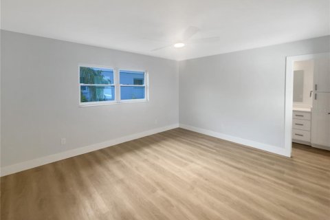 Casa en venta en Tampa, Florida, 3 dormitorios, 145.3 m2 № 1881153 - foto 19