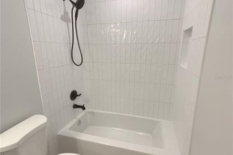 Casa en venta en Tampa, Florida, 3 dormitorios, 145.3 m2 № 1881153 - foto 26