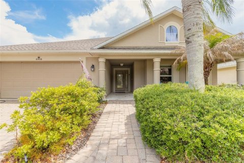 Villa ou maison à vendre à Port Orange, Floride: 3 chambres, 196.95 m2 № 2396605 - photo 4