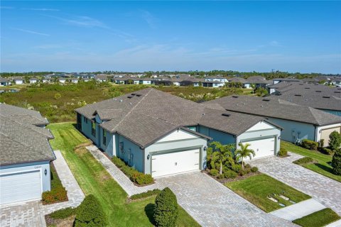 House in Parrish, Florida 2 bedrooms, 143.26 sq.m. № 2151690