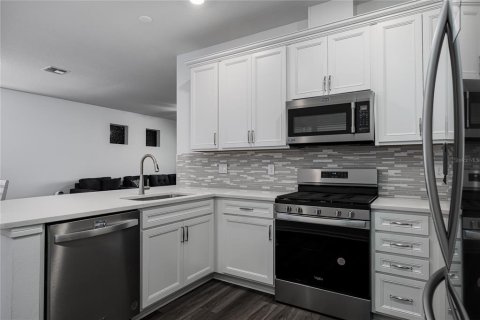 House in Parrish, Florida 2 bedrooms, 143.26 sq.m. № 2151690 - photo 3