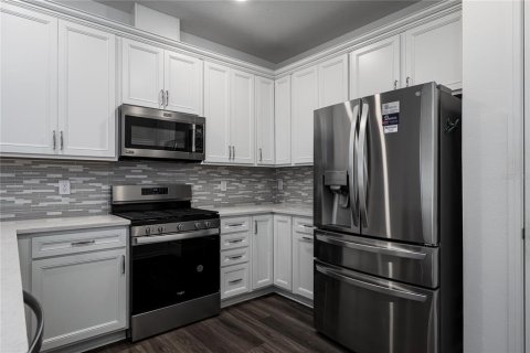 House in Parrish, Florida 2 bedrooms, 143.26 sq.m. № 2151690 - photo 15