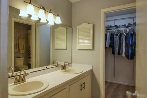 Townhouse in New Smyrna Beach, Florida 2 bedrooms, 115.57 sq.m. № 1578778 - photo 16