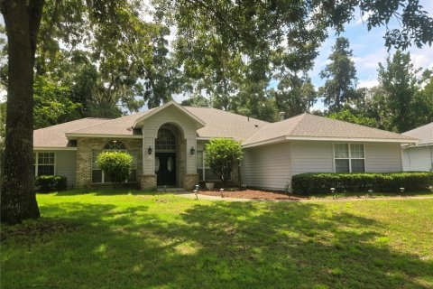 Casa en Gainesville, Florida 4 dormitorios, 206.06 m2 № 2363964