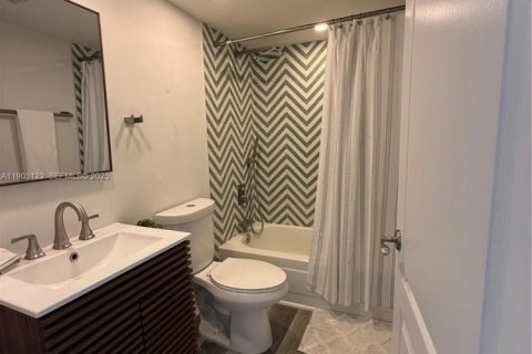 Купить кондоминиум в Хомстед, Флорида 2 спальни, 107.77м2, № 2034927 - фото 15