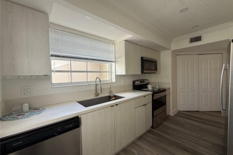 Купить кондоминиум в Хомстед, Флорида 2 спальни, 107.77м2, № 2034927 - фото 23