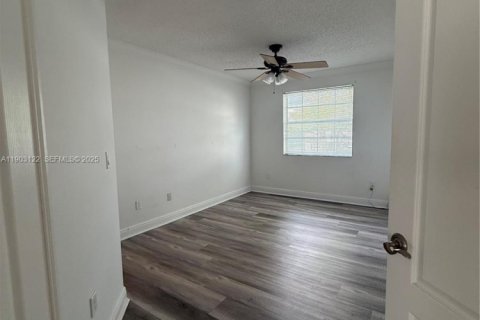 Купить кондоминиум в Хомстед, Флорида 2 спальни, 107.77м2, № 2034927 - фото 18