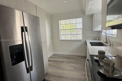 Купить кондоминиум в Хомстед, Флорида 2 спальни, 107.77м2, № 2034927 - фото 22