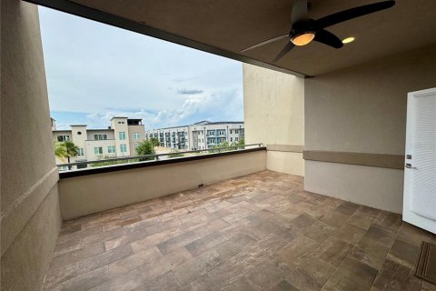 Townhouse in Gainesville, Florida 2 bedrooms, 190.08 sq.m. № 1871237 - photo 19
