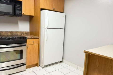 Condo in Davie, Florida, 1 bedroom  № 1952536 - photo 14