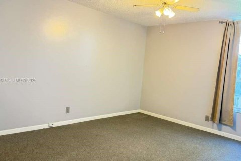 Condo in Davie, Florida, 1 bedroom  № 1952536 - photo 9