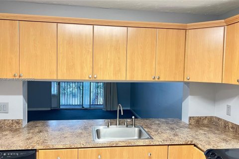 Condo in Davie, Florida, 1 bedroom  № 1952536 - photo 18