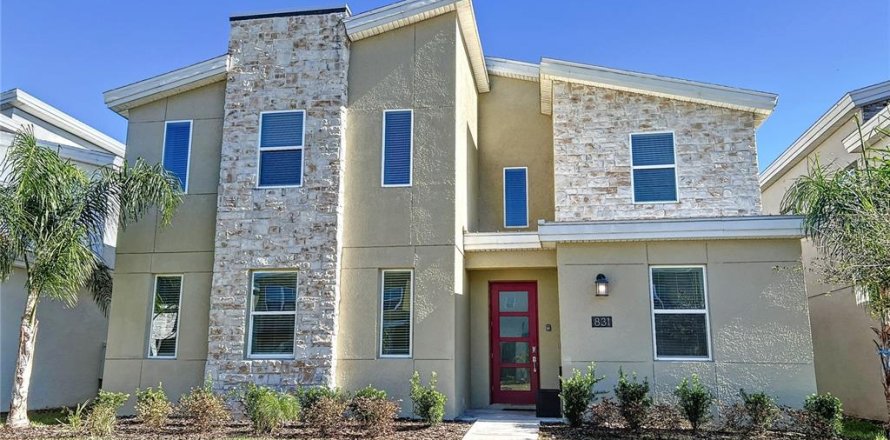 Casa en Davenport, Florida 8 dormitorios, 405.98 m2 № 2151151