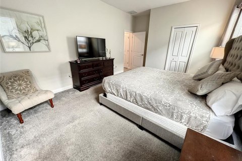Casa en venta en Davenport, Florida, 8 dormitorios, 405.98 m2 № 2151151 - foto 3
