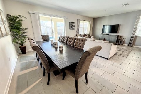 Casa en venta en Davenport, Florida, 8 dormitorios, 405.98 m2 № 2151151 - foto 23
