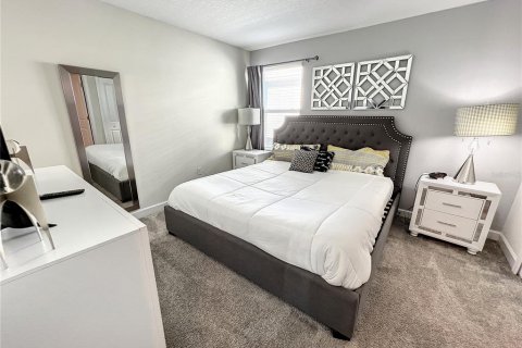 Casa en venta en Davenport, Florida, 8 dormitorios, 405.98 m2 № 2151151 - foto 15