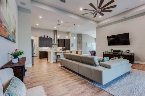 Villa ou maison à vendre à Dade City, Floride: 4 chambres, 237.37 m2 № 2400254 - photo 11