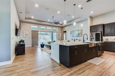 Villa ou maison à vendre à Dade City, Floride: 4 chambres, 237.37 m2 № 2400254 - photo 29