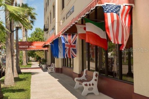 Villa ou maison à vendre à Venice, Floride: 2 chambres, 99.13 m2 № 639774 - photo 25