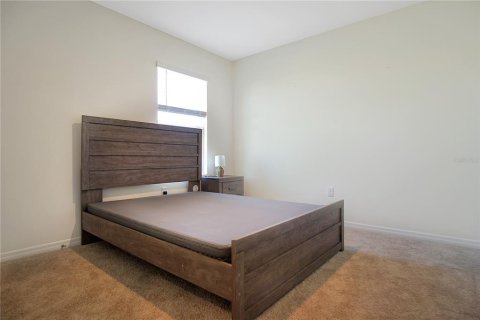 House in Davenport, Florida 5 bedrooms, 234.3 sq.m. № 1901354 - photo 29