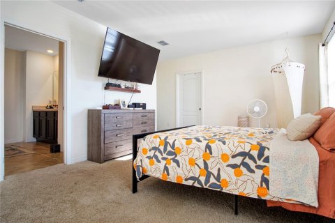 House in Davenport, Florida 5 bedrooms, 234.3 sq.m. № 1901354 - photo 17