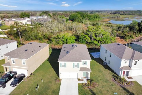 House in Davenport, Florida 5 bedrooms, 234.3 sq.m. № 1901354 - photo 2