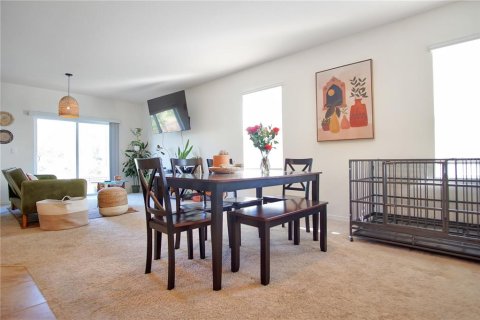 House in Davenport, Florida 5 bedrooms, 234.3 sq.m. № 1901354 - photo 12