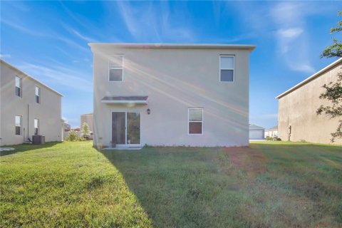 House in Davenport, Florida 5 bedrooms, 234.3 sq.m. № 1901354 - photo 4